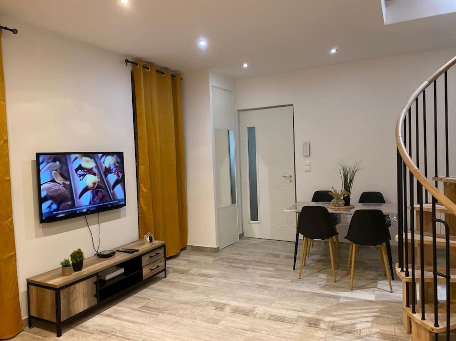Le Duplex De Paris Apartamento Chalon-sur-Saône Exterior foto